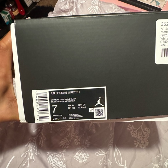 Air Jordan 11 retro - Picture 7 of 9